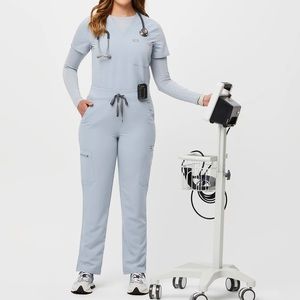 Have a figs set in dusty blue no issue on them I just needed a different size